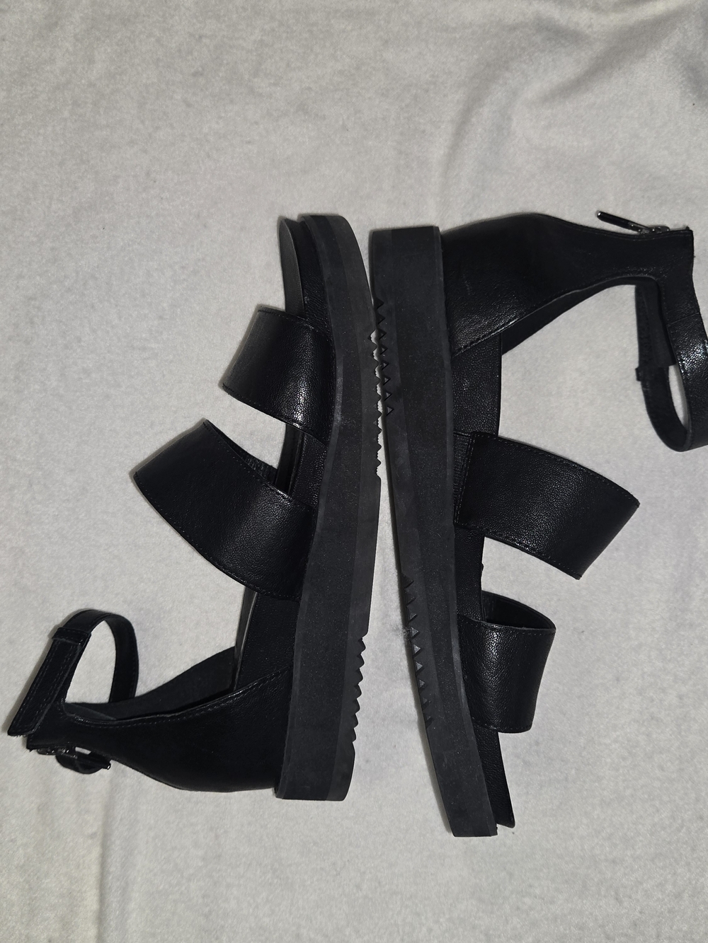 EILEEN FISHER Size 8 Keno Black Leather Two-Strap Ankle Sandal - Picture 5 of 6